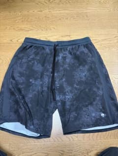 SUKALA ヨガウェア ショートパンツ Lサイズのサムネイル