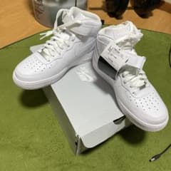 ナイキ エアフォース1 ミッド ホワイト 07のサムネイル