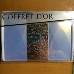 COFFRET D'OR ファンデーションケースのサムネイル