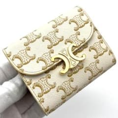 セリーヌ トリオンフ キャンバス 三つ折り財布 ホワイト C92 セリーヌ トリオンフ キャンバス 三つ折り財布 ホワイト C92 - メルカリ