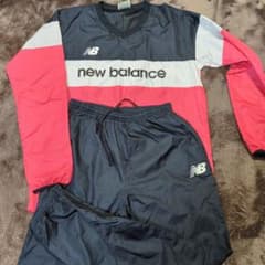 new balance ピステ・ウィンドブレーカー 160サイズのサムネイル