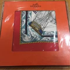 HERMES エルメス スカーフのサムネイル