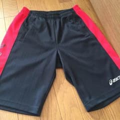 asicsのハーフパンツのサムネイル