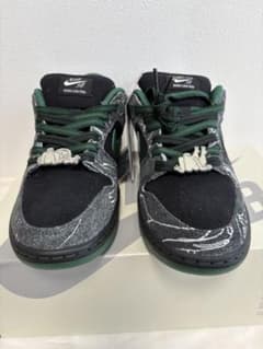 【Nike・箱付き黒タグあり】 ゼア・スケートボード/SB DUNK LOWのサムネイル