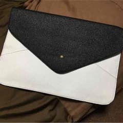 クラッチバックのサムネイル