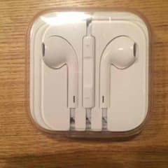 iPhone純正品イヤホン【未使用】のサムネイル