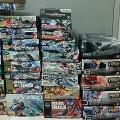 ガンダムプラモデルのサムネイル
