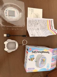 Tamagotchi Uni Prism White 本体 - メルカリ