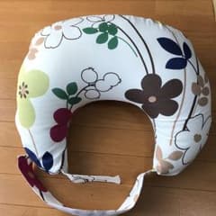 授乳クッションのサムネイル