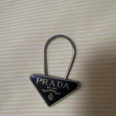 PRADA トライアングルロゴ キーリングのサムネイル
