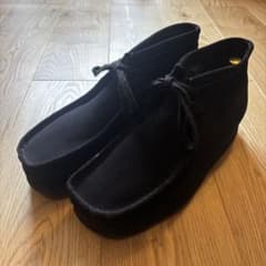 クラークス Clarks ワラビー ハイカット 黒UK9のサムネイル