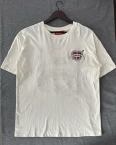 FOREVER 21 × ハローキティ コラボ 刺繍 Tシャツのサムネイル