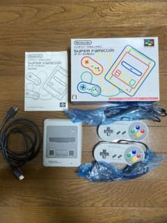 Nintendo 他ゲーム機本体 ニンテンドークラシックミニ スーパーファミコンのサムネイル