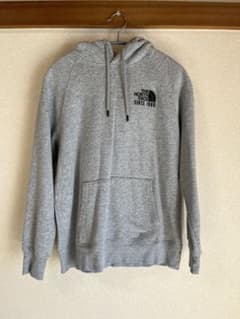 THE NORTH FACE グレー フード付きパーカー M アメリカで購入のサムネイル