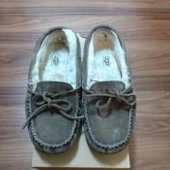 UGG モカシン　ダコタ　24cmのサムネイル