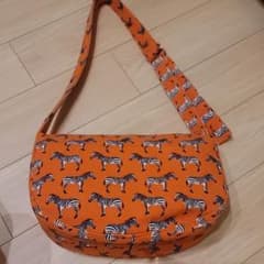 アニマル柄ショルダーバッグのサムネイル