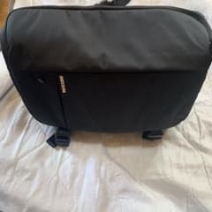 Incase インケース スリングカメラバッグ ブラック