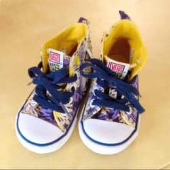 VANSの15センチのスニーカーのサムネイル