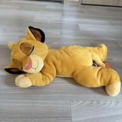 ディズニー　ライオンキング シンバ　ぬいぐるみのサムネイル