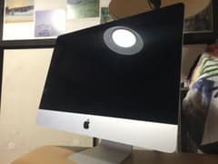 iMac 21.5-Inch Late2015 1TBのサムネイル