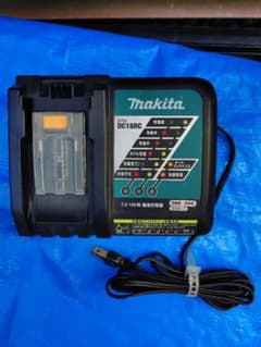 Makita DC18RC 急速充電器 7.2-18Vのサムネイル