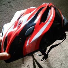 自転車用 ヘルメット 赤色のサムネイル