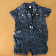 【ももきーさん専用】ベビーギャップ　ロンパースのサムネイル