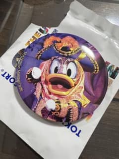 ディズニーモーメンツ展　ドナルド　缶バッチのサムネイル