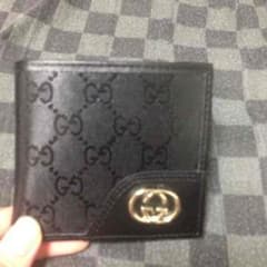 GUCCI財布のサムネイル