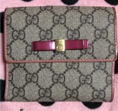 GUCCI 二つ折り財布のサムネイル