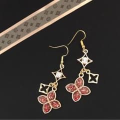 フラワーピアス☆レッドのサムネイル