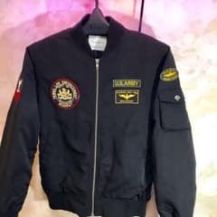 値下げします¥2980→¥2480【ワッペン】MA-1 ジャケット‼︎のサムネイル