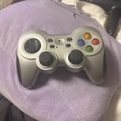 Logicool Wireless Gamepad F710 本体のサムネイル