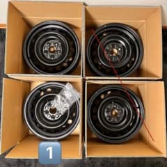 ①新車外し 新型シエンタ Z 純正スチールホイール4本 ナット付 1/2