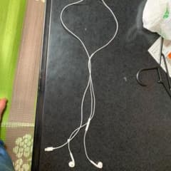 iPhonexrイヤホンのサムネイル
