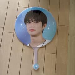 nctジョンウ うちわのサムネイル