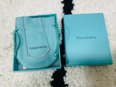 TIFFANY&Co[ティファニー]　 T スマイル ペンダントのサムネイル