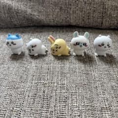 ちいかわ ミニフィギュア 5体セット　送料込み格安のサムネイル