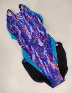 【I1054】arena Women's Swimsuit, Size M