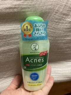 Acnes パウダー化粧水のサムネイル