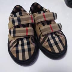 BURBERRY チェック柄 スニーカー 15cmのサムネイル