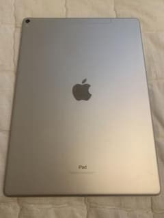 iPad Pro 12.9インチ　第2世代　本体のみのサムネイル
