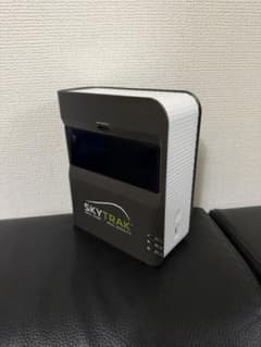 ゴルフ弾道計測器 スカイトラック(SKYTRACK)純正プロテクター付き