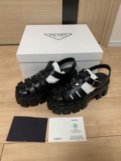 PRADA モノリス　ラバーサンダル ブラックのサムネイル