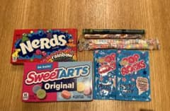 アメリカのお菓子　日本未発売品あり　SMARTIES, SweeTARTS等のサムネイル