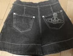 【値下げ中】Vivienne Westwood デニムキュロットのサムネイル