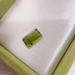 天然トルマリン 約4ct ルースグリーン トルマリン ルース ハンドメイド素材のサムネイル