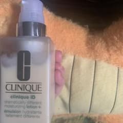 CLINIQUE クリニーク ローションのサムネイル