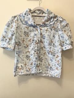 花柄刺繍 パフスリーブ 半袖ブラウスのサムネイル