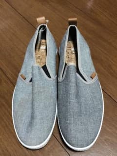 H&Mのスニーカーのサムネイル
